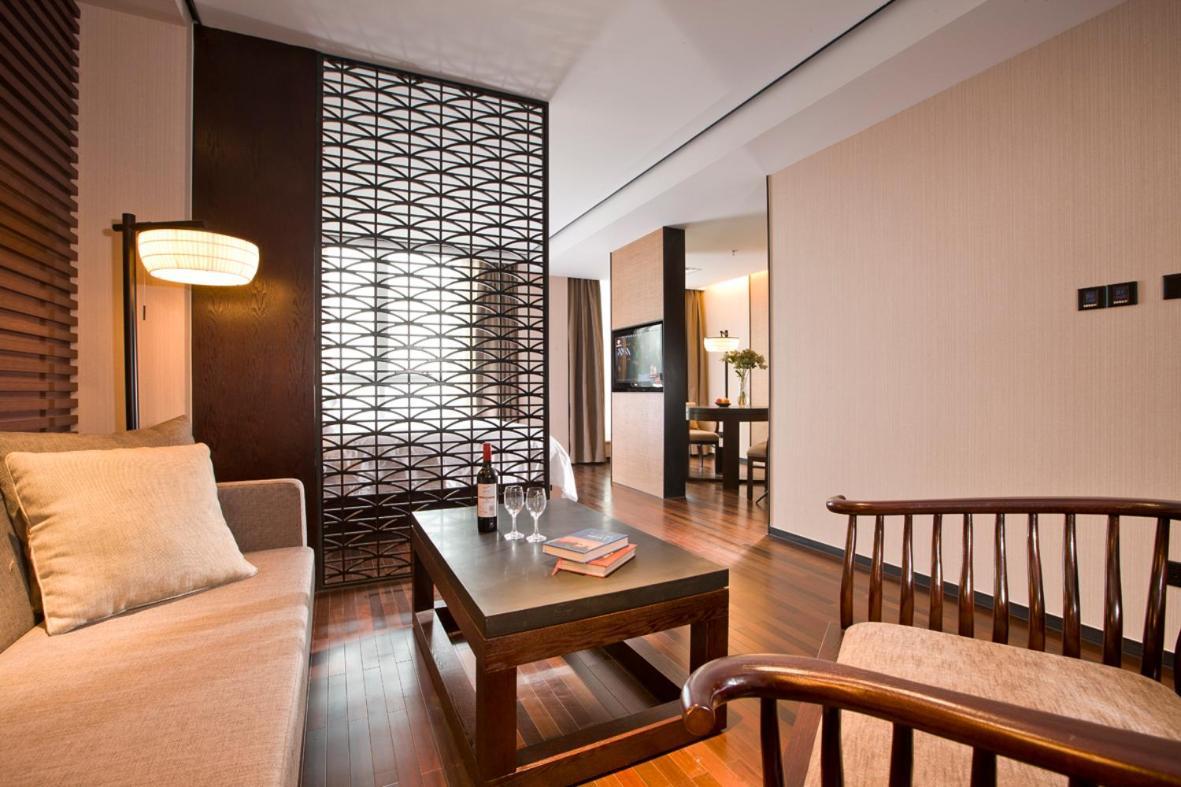 Ssaw Boutique Hotel Hangzhou Xiaoshan City Center Exterior photo